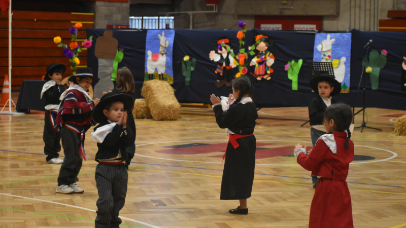 Fiesta Folklórica Kínder y Pre Kínder